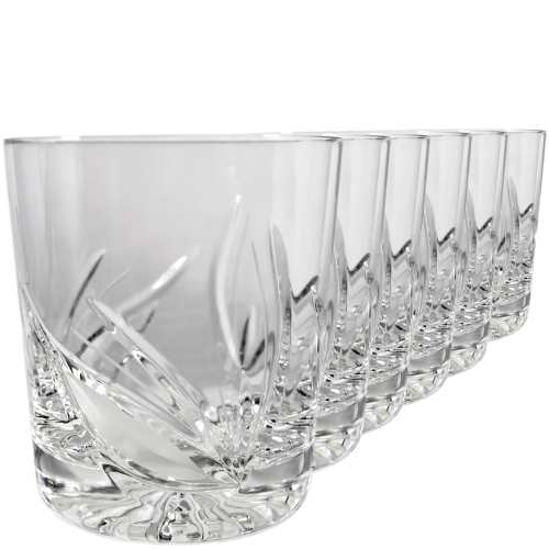 Eleganckie kryształowe szklanki ZA-890 MAGDA, 320 g. Ponadczasowy szlif, doskonałe do whisky i drinków. Wysokiej jakości szkło, idealne do stylowej aranżacji stołu lub jako gustowny prezent.